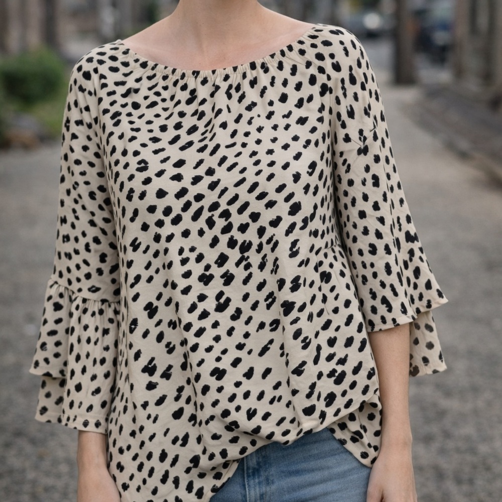 Peach Love California Black and Cream Dress. Size Small.  Like New. 100% Cotton.